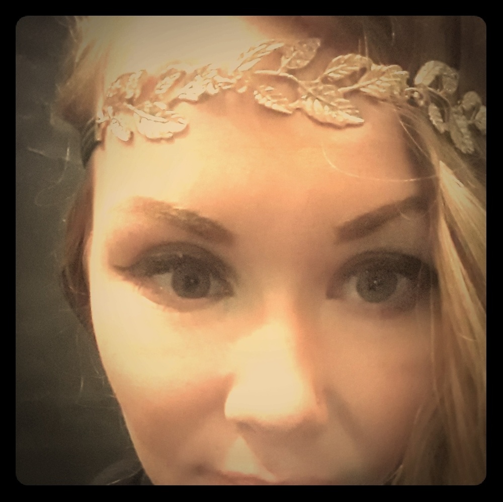 Cute leaf with crystals head band